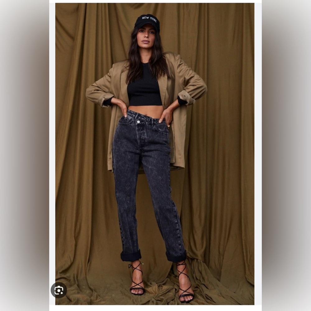 12th tribe Dylan asymmetrical Jean- size 27
